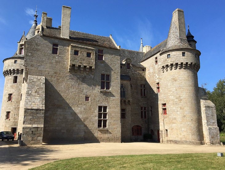 Château de Kérouzéré, France